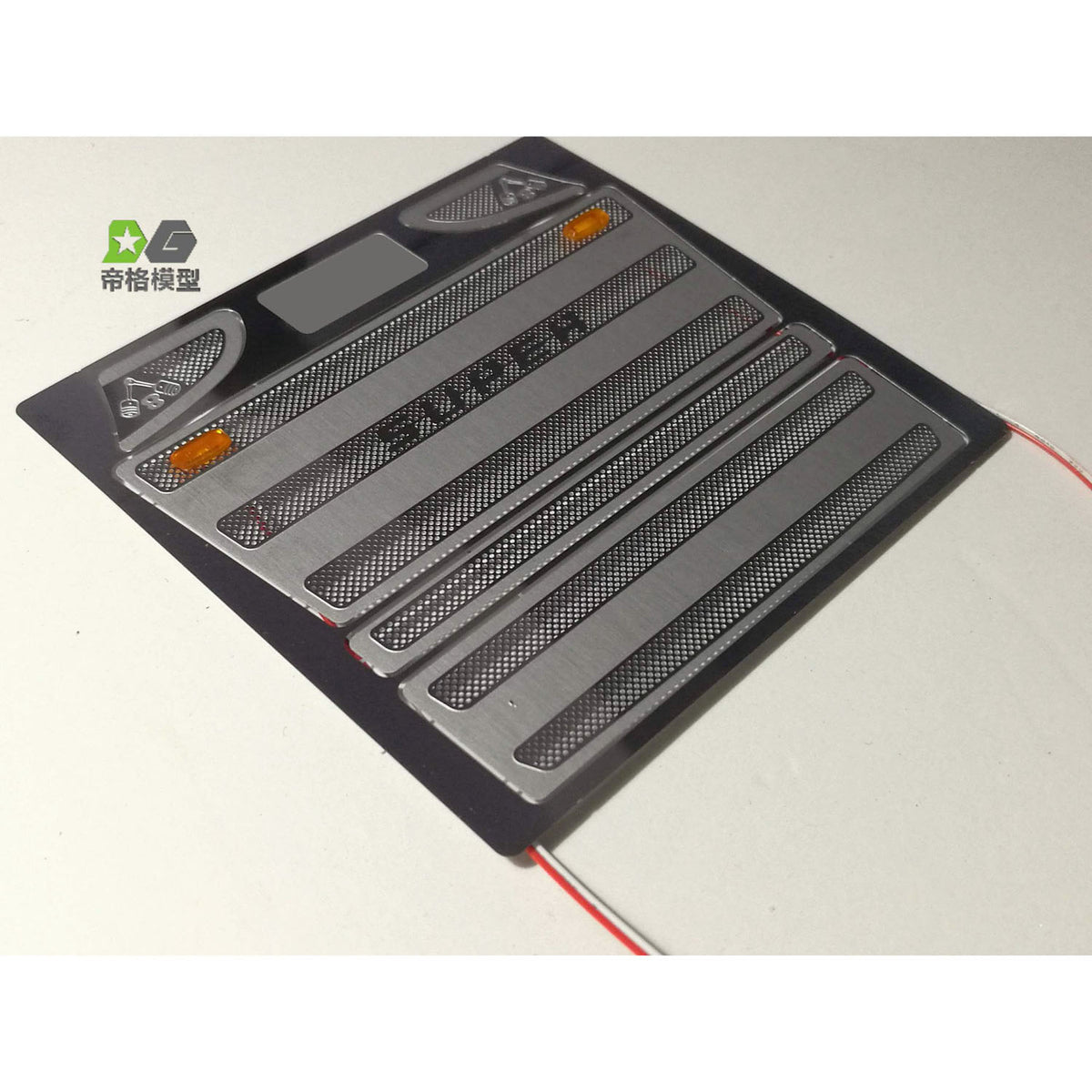 TOUCAN RC HOBBY Degree Decorative Air Grille Metal Cabin Parts for 1/14 RC Tractor Truck R470 R620 Radio Controlled Electric Car Hobby Model