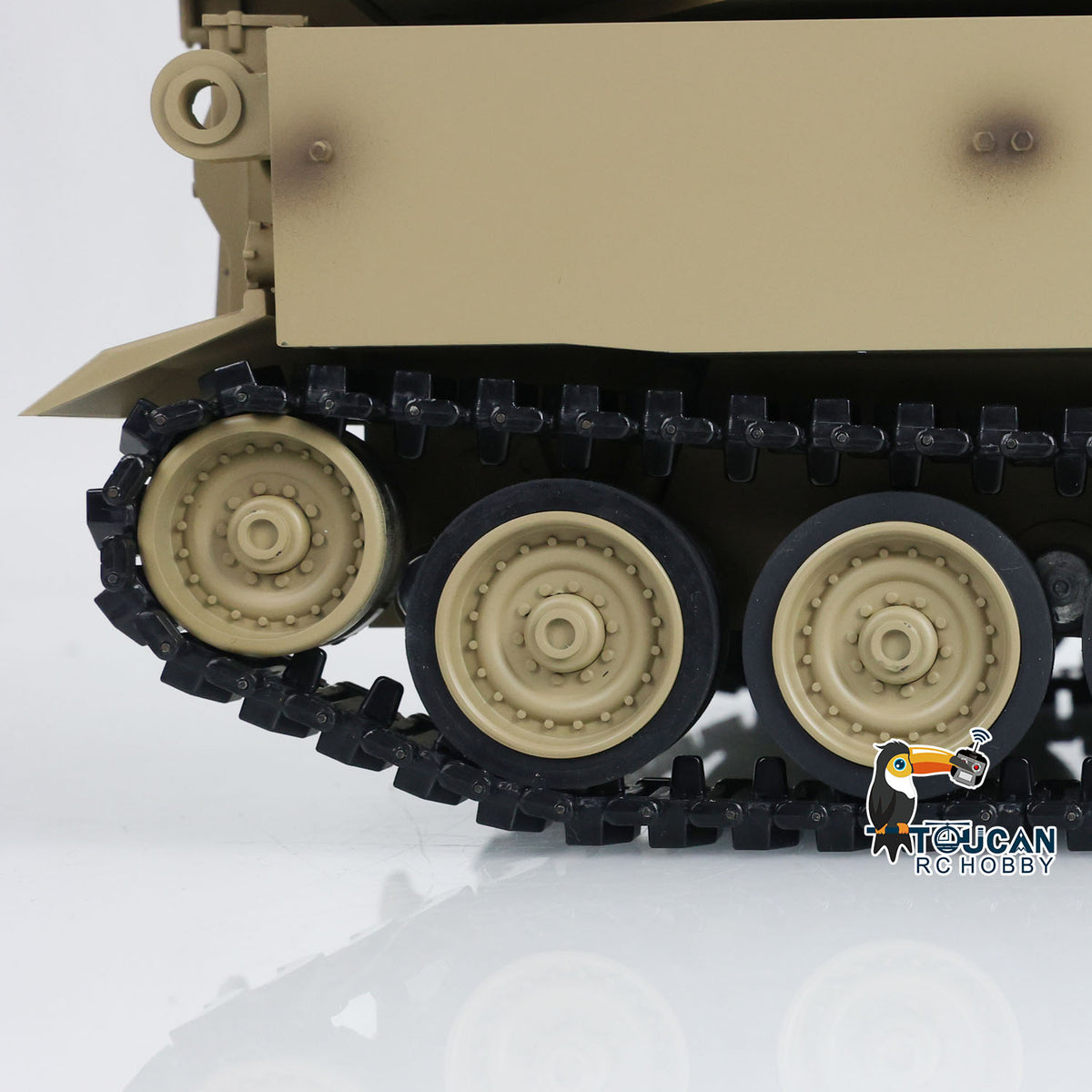 TOUCAN RC HOBBY Fast Free Shipping 1/16 Tongde RC Tank M109A2 Self-propelled Howitzer RTR Infrared BB Barrel Recoil Smoke Military Armored Model