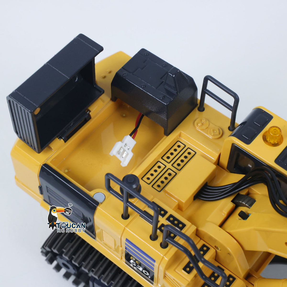 TOUCAN RC HOBBY Yi Gong US Stock 1/50 RC Digger PC520 Electric Lifting Radio Control Excavator Engineering Vehicle Metal Tracks Lights Sound Small Collection
