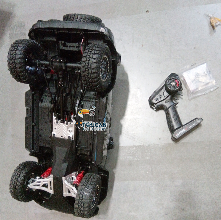 TOUCAN RC HOBBY Free Shipping Second Hand US Stock TRACTION HOBBY 1/8 RC Climbing Car Tank 300 Special Edition 4WD Crawler Off Road Vehicle Axle Lock Brushed Motor DDF 350 Radio