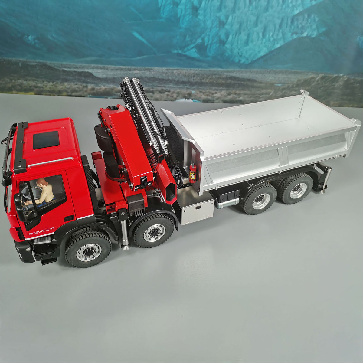 TOUCAN RC HOBBY MODO 1/14 8x8 Metal RC Hydraulic Crane Dump Car PL18EV Radio Control Tipper Truck Emulated DIY Model Vehicle Painted Assembled