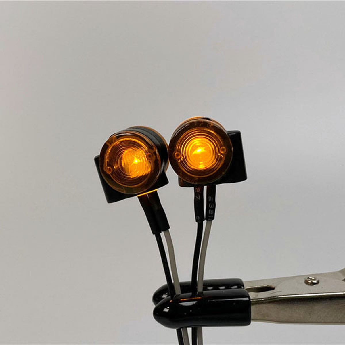 TOUCAN RC HOBBY LED 2.2-3V Markierungsleuchte Kunststoff-Scheinwerfer 1 Paar für DIY 1:14 RC Traktor LKW Modell Kipper Zubehör