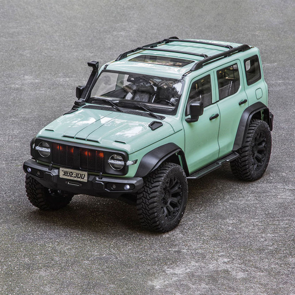 Traction Hobby 1/8 RC Crawler Tank300 - Plastic PNP Competitive Edition