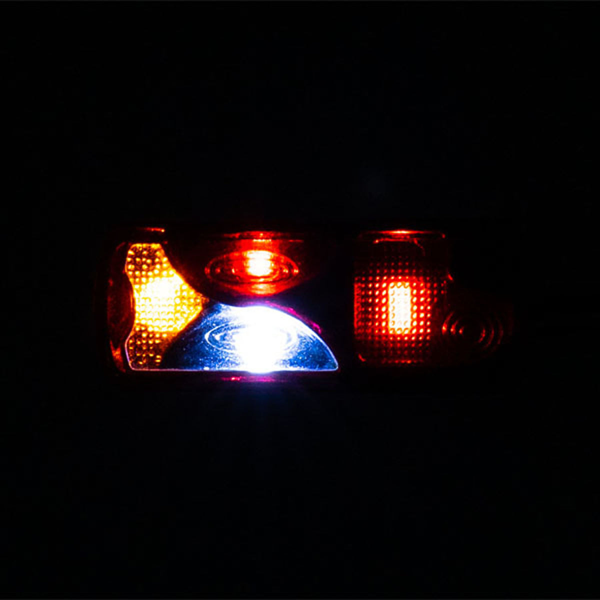 TOUCAN RC HOBBY LED 5V Kunststoff-Rücklicht für 1/14 DIY ferngesteuerte Sattelzugmaschine LKW Modell Anhänger Kipper Autozubehör
