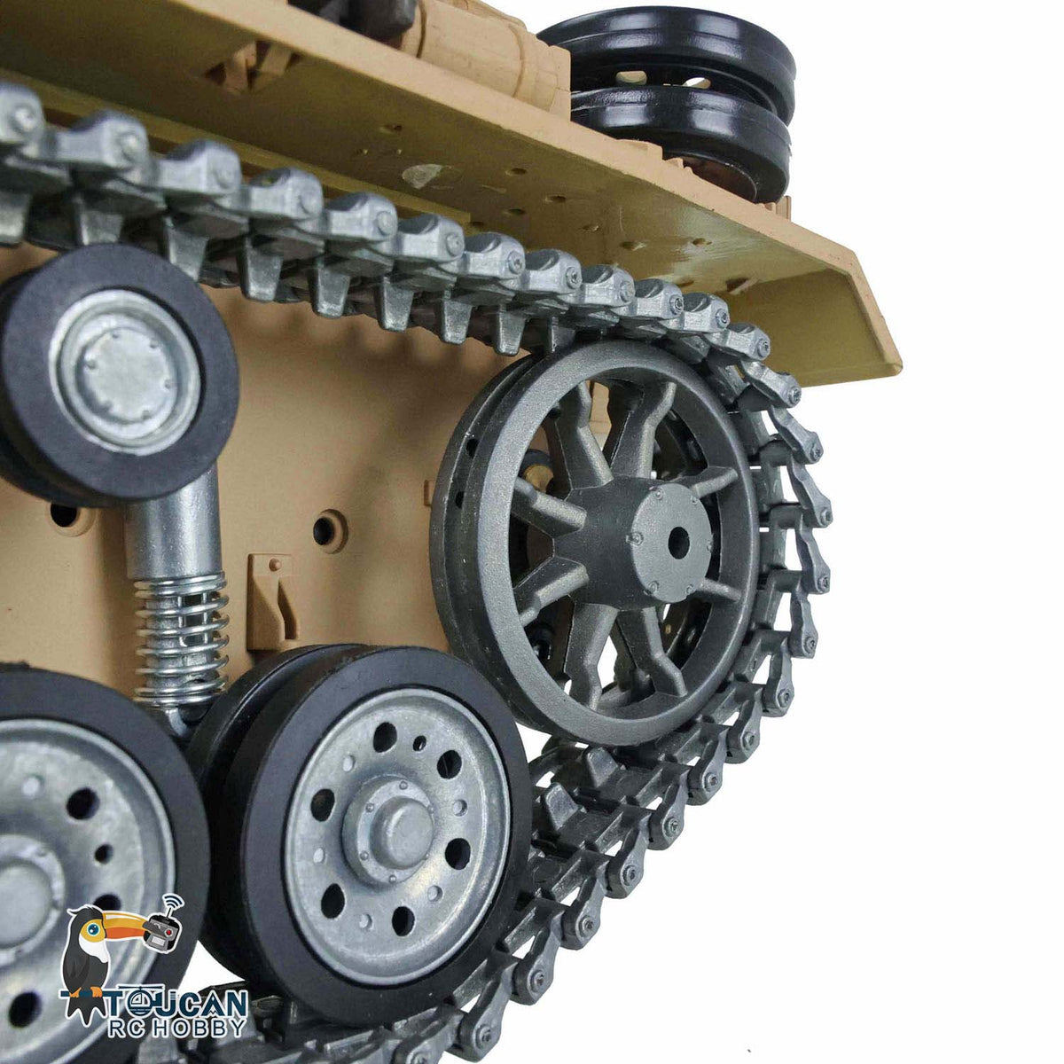 TOUCAN RC HOBBY Heng Long 1/16 7.0 Customized Panzer III H RTR RC Tank 3849 Heavy Model Metal Tracks Wheels Radio Controller 360 Degree Turret Rotation Infrared Combating Receiver & Transmitter