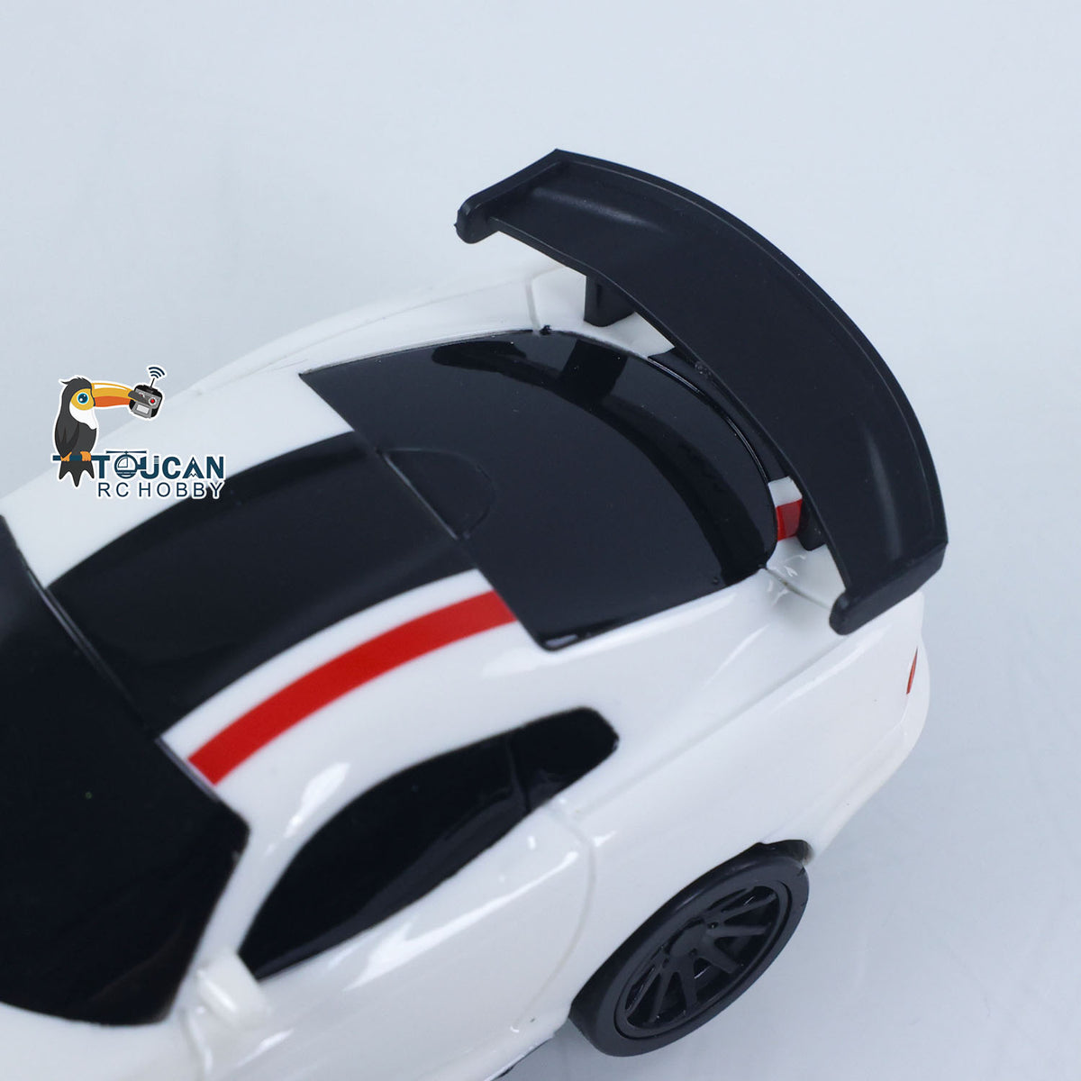 TOUCAN RC HOBBY JiaBaiLe US-Lager 1:43 ferngesteuertes Drift-Auto LED-Effekte RC-Rennfahrzeuge AWD Batterieladegerät Mini-Modell für Enthusiasten und Neueinsteiger