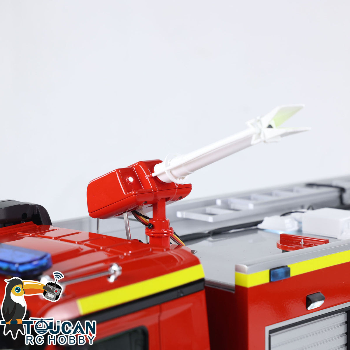TOUCAN RC HOBBY 1/14 RC Fire Fighting Truck 6x6 Metal Chassis Remote Control Fire RTR Car Model Assembled and Painted 2-speed Transmission