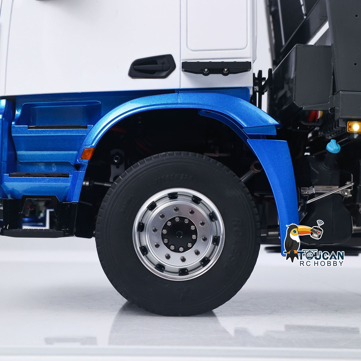 TOUCAN RC HOBBY 3Speed LESU Skip Loader 3363 Metal 4X4 Chassis 1/14 RC Hydraulic Swing Arm Garbage Dump Truck Light Sound Hub Reduction Axle