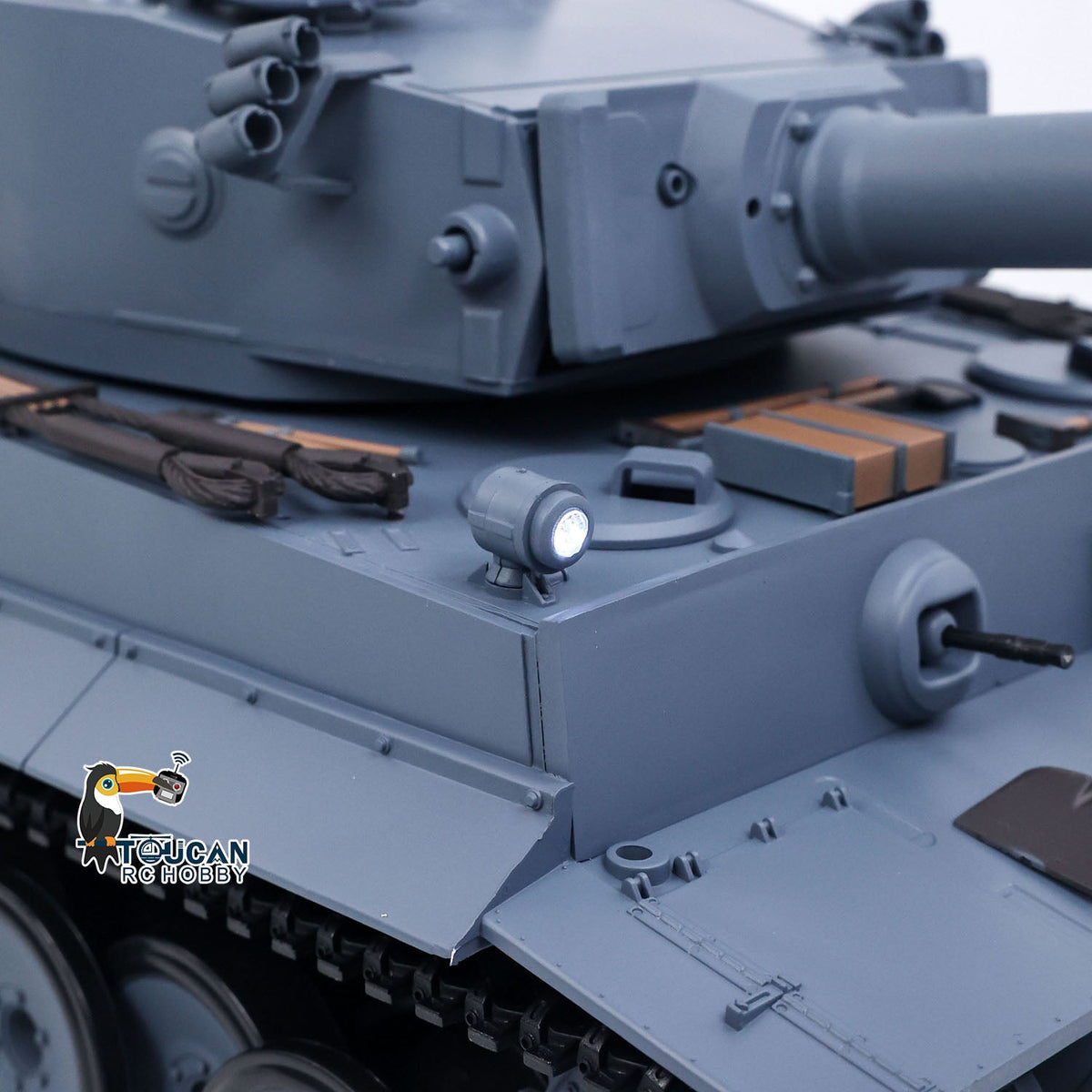TOUCAN RC HOBBY Heng Long 1/16 TK7.0 Plastic German Tiger I RTR RC Tank 3818 with Steel Gearbox Metal Barrel Recoil 360 Degrees Turret BB Unit Infrared Combat