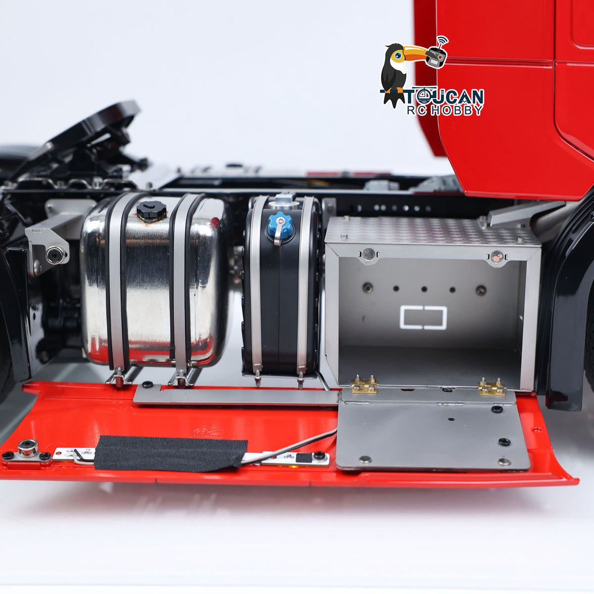 TOUCAN RC HOBBY LXY Metal Chassis Fifth Wheel 4X4 1/14 3Speed Radio Control Tractor Truck 770S Axle Locks Brushed ESC Motor Light System No Battery