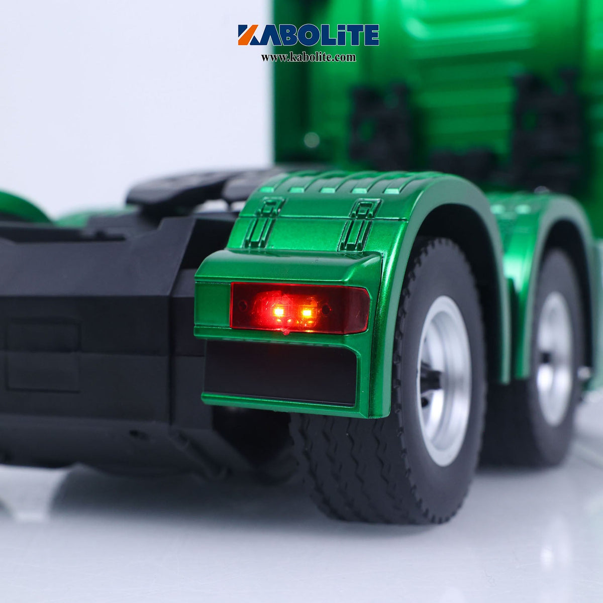 TOUCAN RC HOBBY HUINA 770S 1/18 Plastic 6x4 RC Tractor Truck 1501 PRO with 19CH 2.4G Radio Controller Light Sound for Hobbyists Outdoor Play