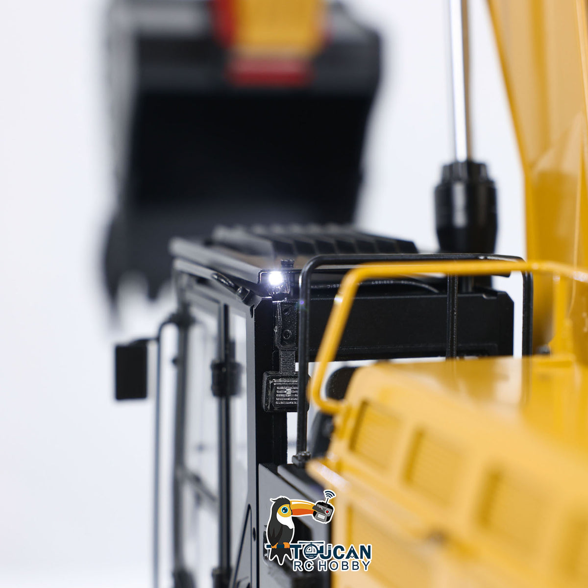 TOUCAN RC HOBBY BMG C374 1/14 Metal RC RTR Hydraulic Excavator Brushless Motor Quick Coupler Light Sound FlySky I6S Controller for Construction Model Collectors