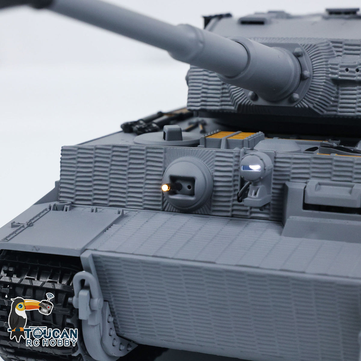 TOUCAN RC HOBBY HY Model 1/24 217 007 RC Battle Tank Tiger I Remote Control Military Tanks Armored Panzer Infrared Combat USB Assembled Painted