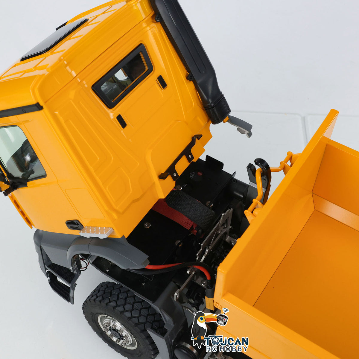 TOUCAN RC HOBBY Kabolite K3365/K3366 1/14 Metal RC Roll on off Dumper Truck RTR 8x8 Hydraulic Tipper Vehicle 2-Speed Transmission Light & Sound System FlySky ST8 Controller Square/U-shaped Bucket for Model Collector