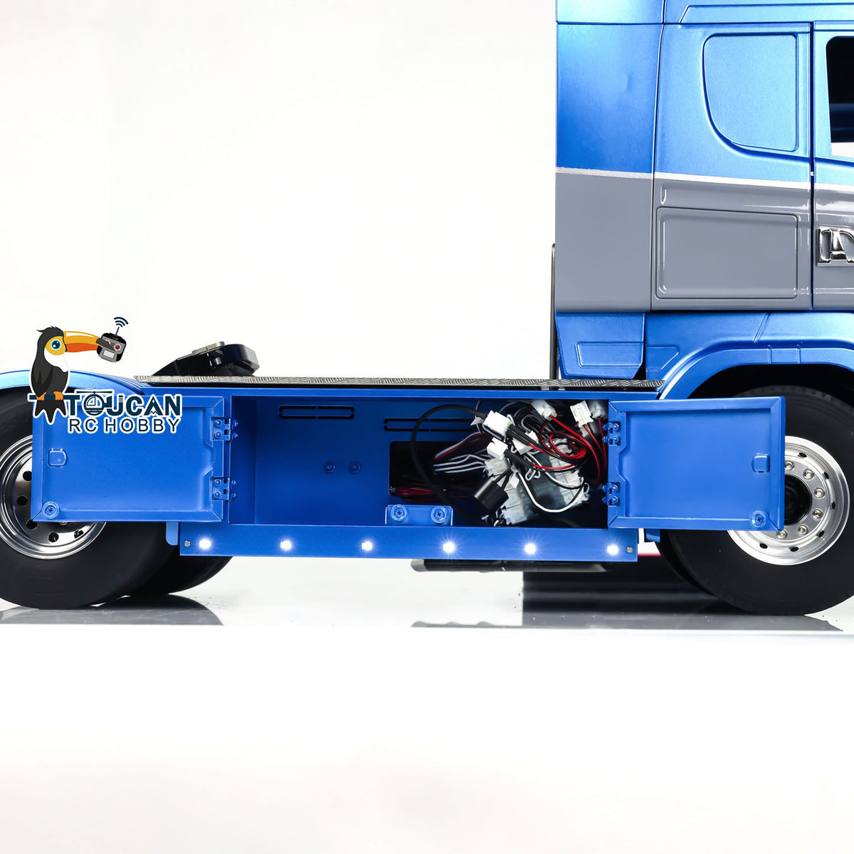 TOUCAN RC HOBBY LESU RC Tractor Truck 4X4 1/14 RTR Radio Control Vehicle Sound Light Smoke