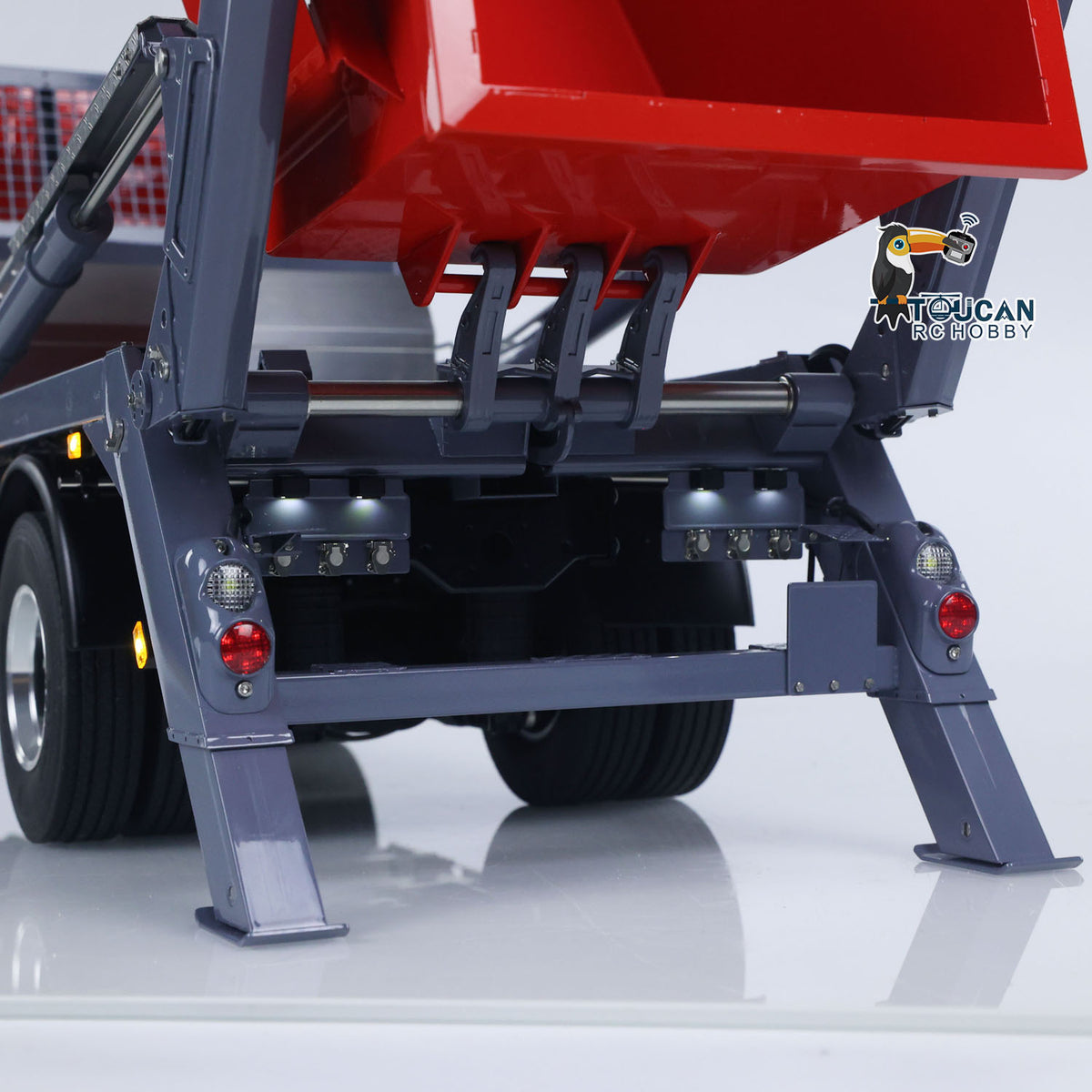 TOUCAN RC HOBBY LESU Z0068 1/14 Metal 4x4 Hydraulic Swing Arm Garbage Vehicle 3 Speed Transmission Lock Differential Axles for Backyard Fun