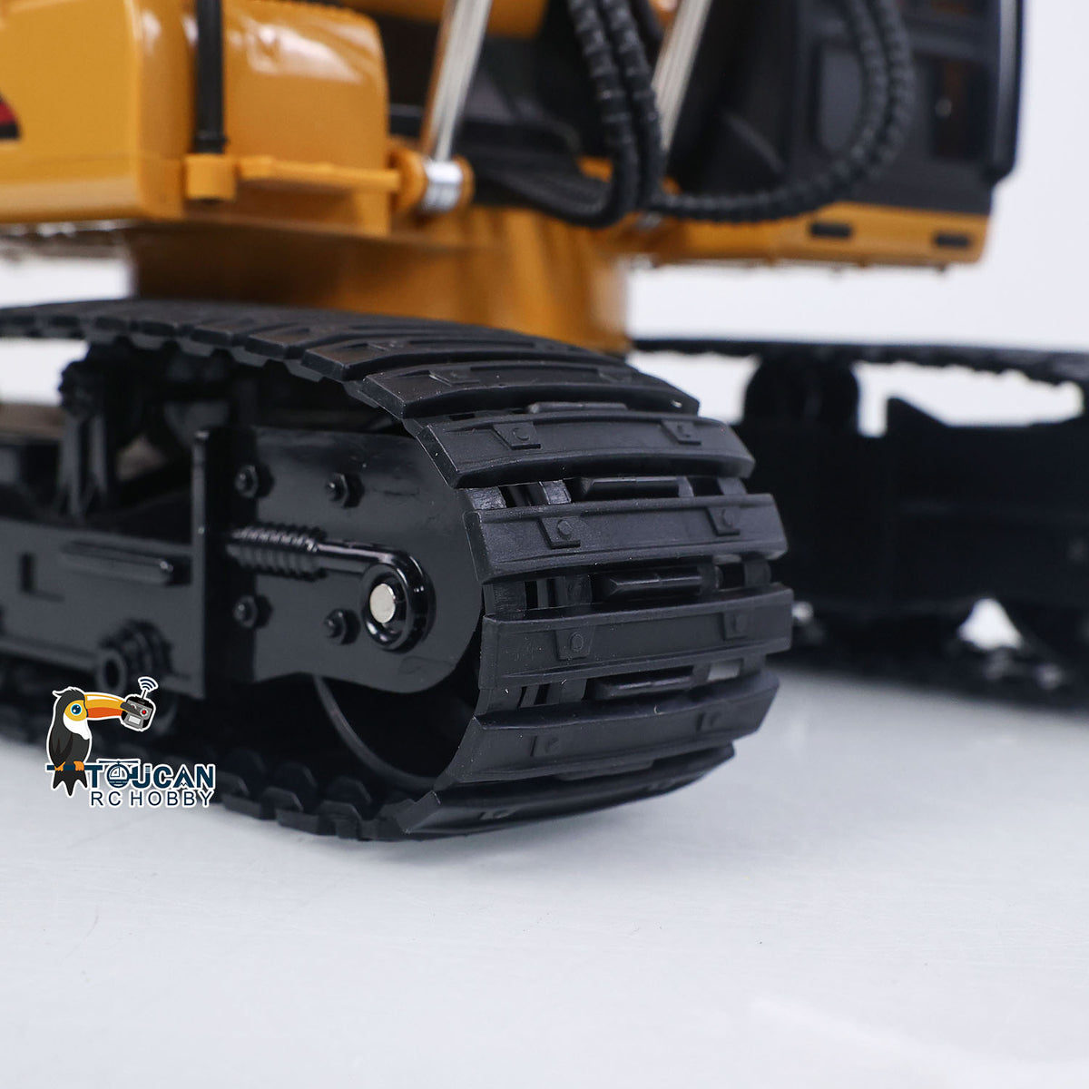 TOUCAN RC HOBBY HUINA 1/14 RC Electric Excavator 1535 Remote Control Digger 15CH 2.4G Radio Finished Model Battery Sound Light Effects