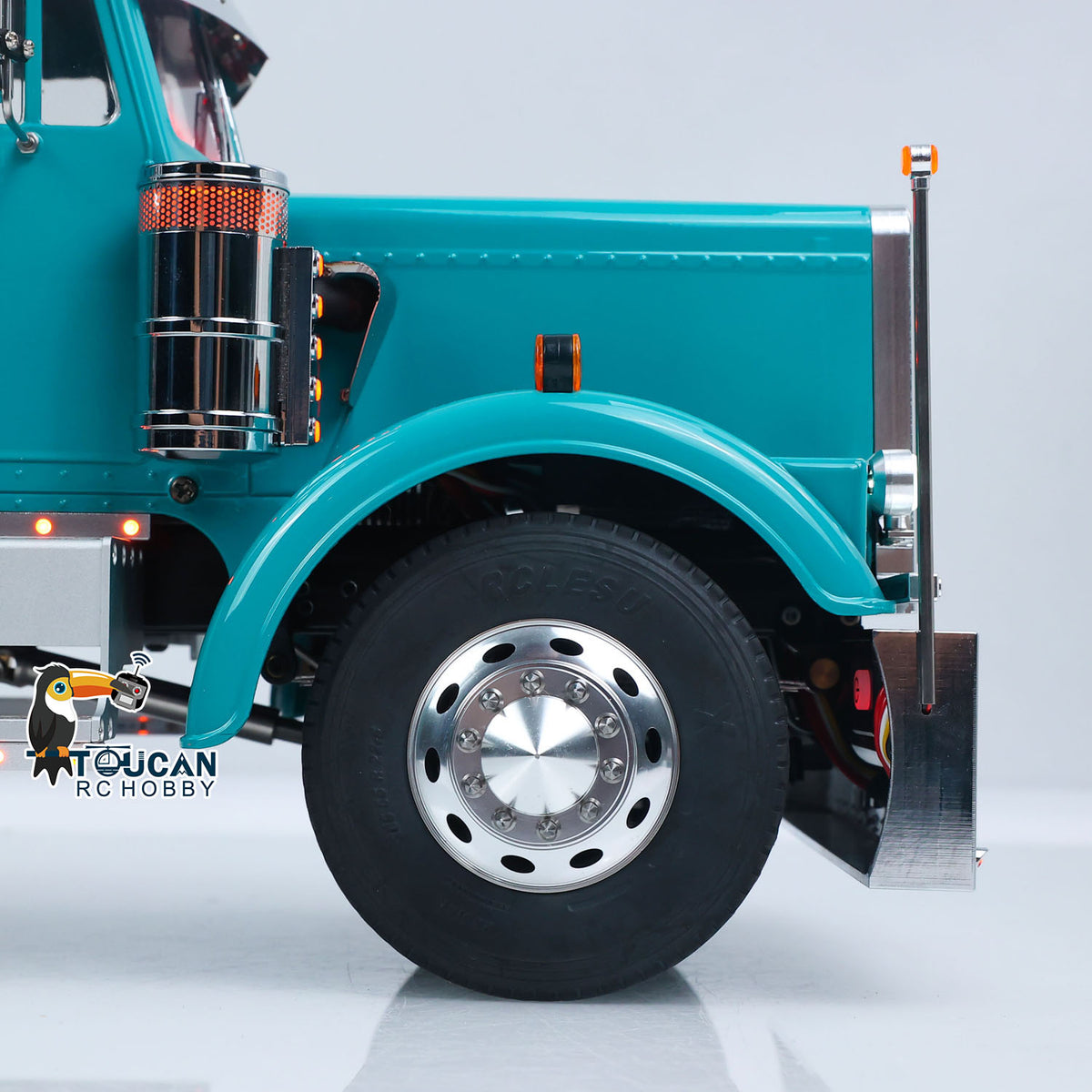 TOUCAN RC HOBBY 56344 Grand Hauler Camion tracteur RC 1/14 RTR 8x6 châssis métallique, moteur brushless, ESC, essieu relevable central, blocage de différentiel, fumée, radiocommande