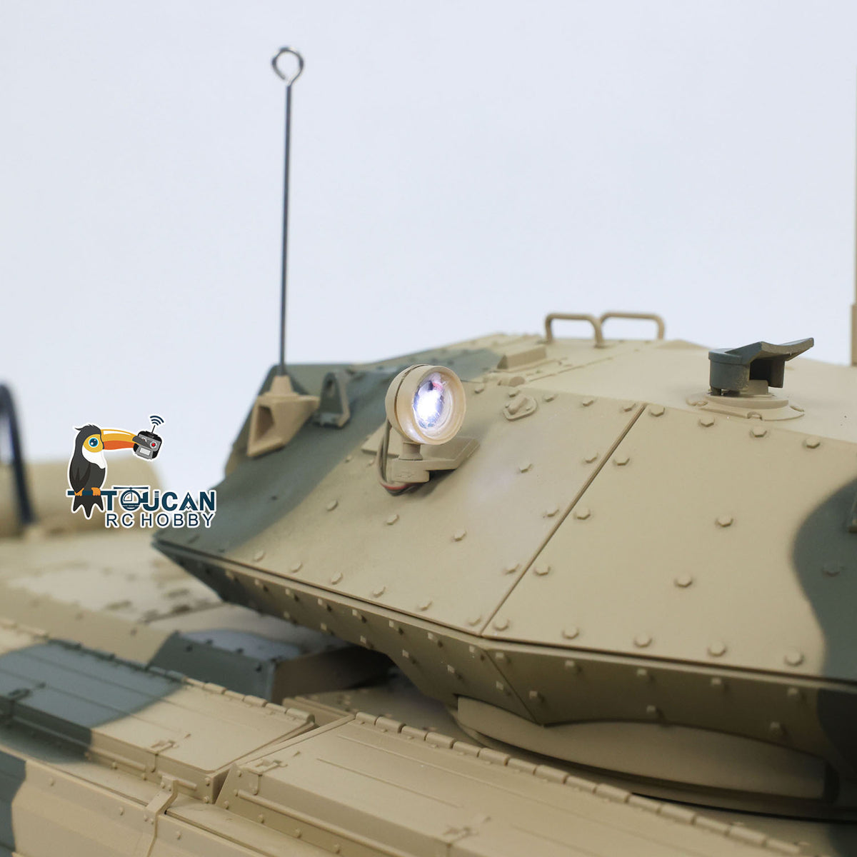 TOUCAN RC HOBBY CoolBank 1/16 Radio Control Tank Crusader MK III 360 Degre Turret Rotation Barrel Recoil Elevation Light Sound Smoke System