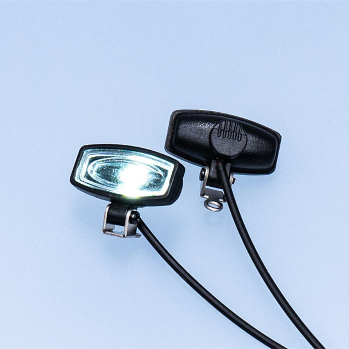 TOUCAN RC HOBBY 1 Pair Plastic LED Spotlight 2.2V-3V Head Lamp for DIY 1/14 RC Tractor Truck Model Crawler Off Road Car Dumper Parts
