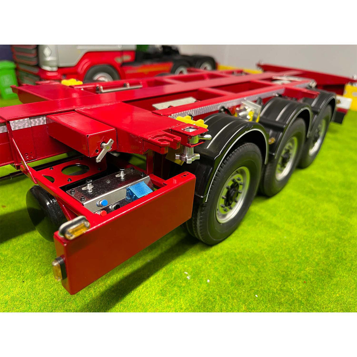 TOUCAN RC HOBBY Nooxion FuryBear Frame Trailer 3 Axles Stretchable for 1/14 RC Tractor Truck Radio Controlled DIY Car Hobby Models Servo