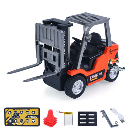 TOUCAN RC HOBBY Heng Guan 1/64 RC Forklift Full Proportion Control Realistic Details Road Barrier Desktop Ornaments Parent Child Interaction RTR