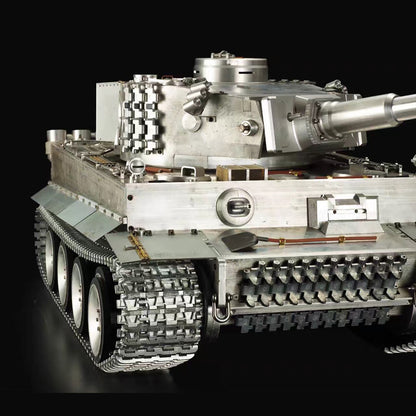 Heng Long 1/6 RC Tank German Tiger I 3818 - Full Metal 135KG Net Weigh