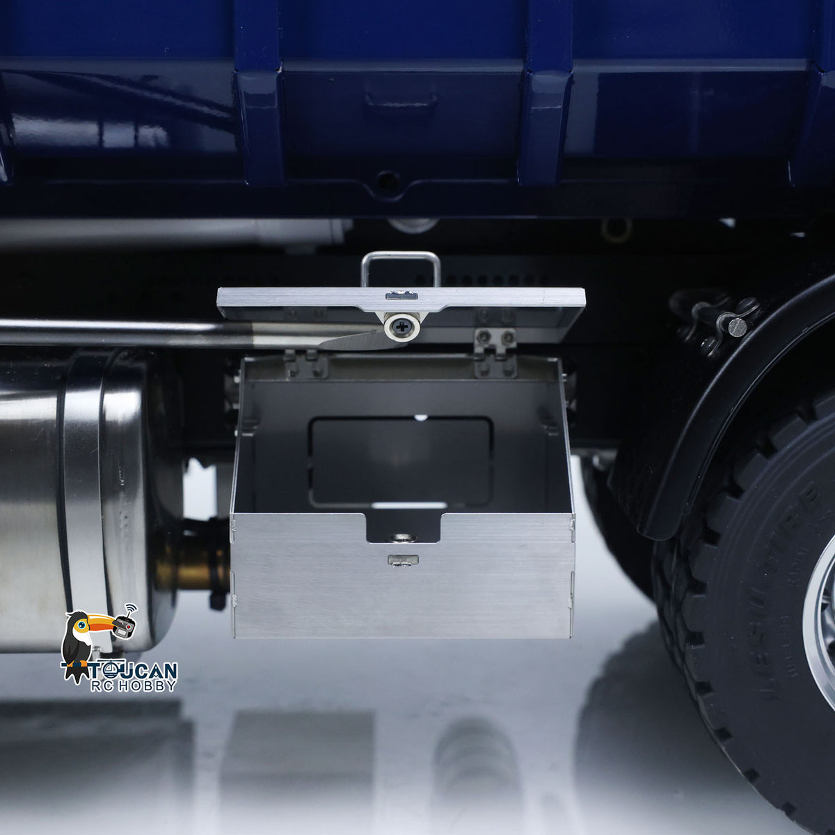 Lesu Z0017 1/14 Metal RC Hydraulic Roll On Off Crane Dump Truck 8X8 Lorry Tipper Vehicle