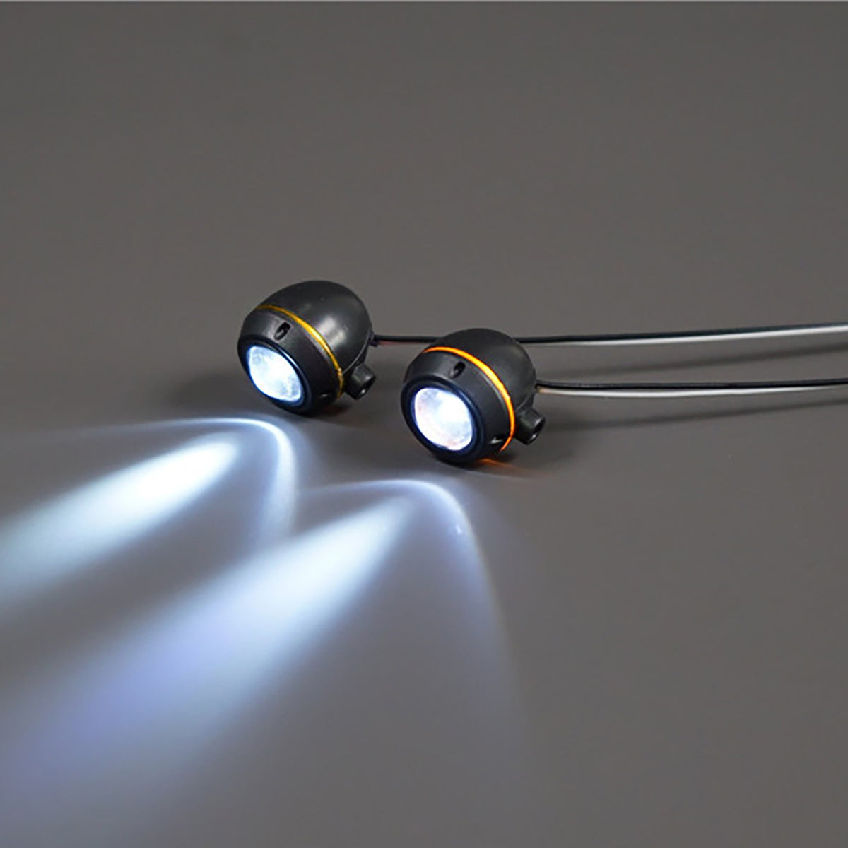 TOUCAN RC HOBBY Plastic Spotlight 2.2V-3V LED Lamp for 1/10 RC Crawler Off Road Vehicles DIY 1/14 RC Tractor Truck Dumper Lorry Loader Excavator