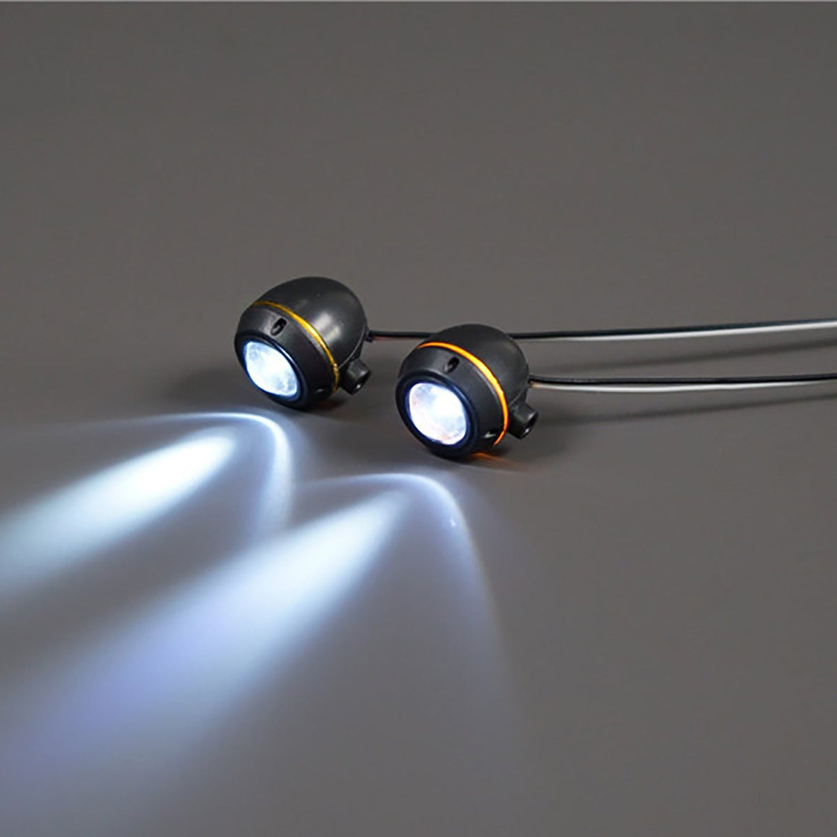 TOUCAN RC HOBBY Plastic Spotlight 2.2V-3V LED Lamp for 1/10 RC Crawler Off Road Vehicles DIY 1/14 RC Tractor Truck Dumper Lorry Loader Excavator