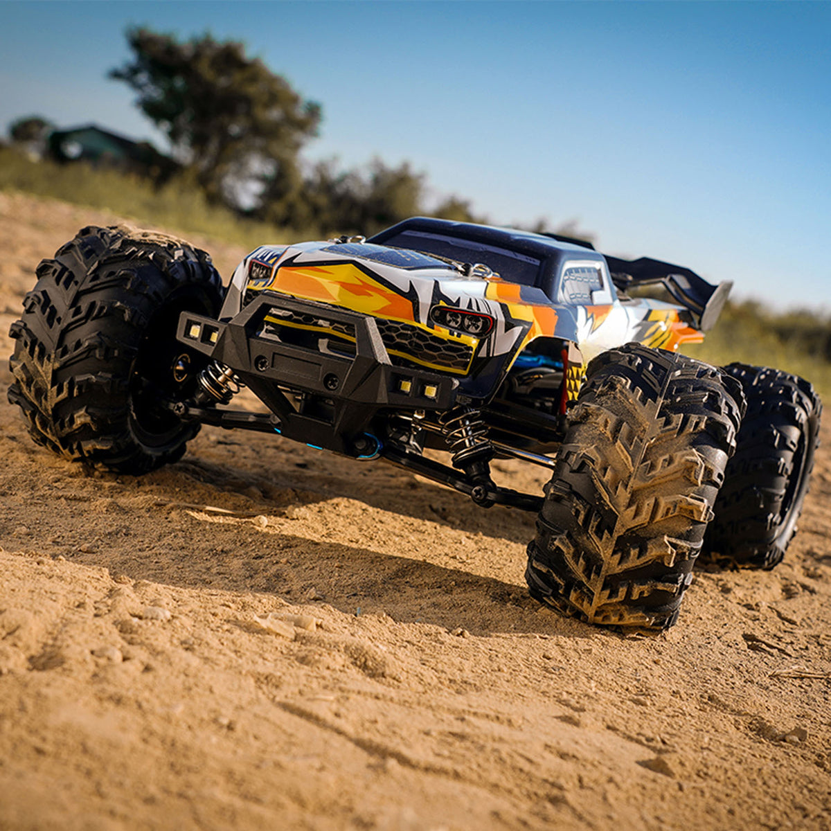 TOUCAN RC HOBBY JJRC 1:16 2.4Ghz RC High Speed Off Road Vehicle 70km/h 4*4 Remote Pickup Truck RTR Car Metal Drive Shaft Brushless Motor Battery