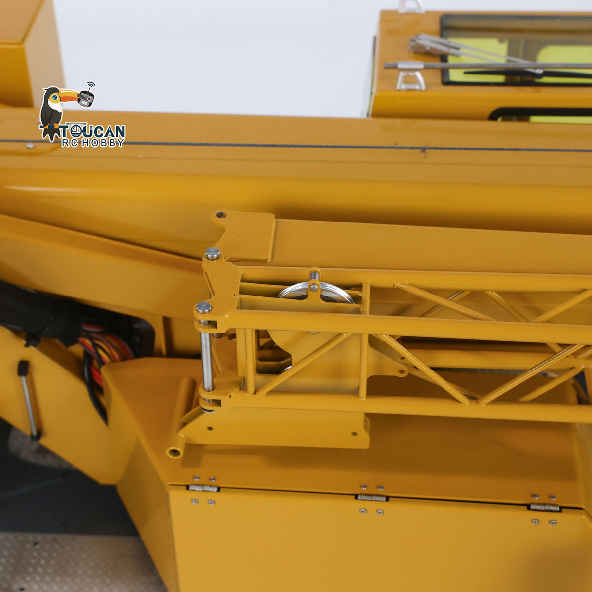 Eyewhale 1/14 RC Hydraulic All-Terrain Mobile Crane Truck D1050
