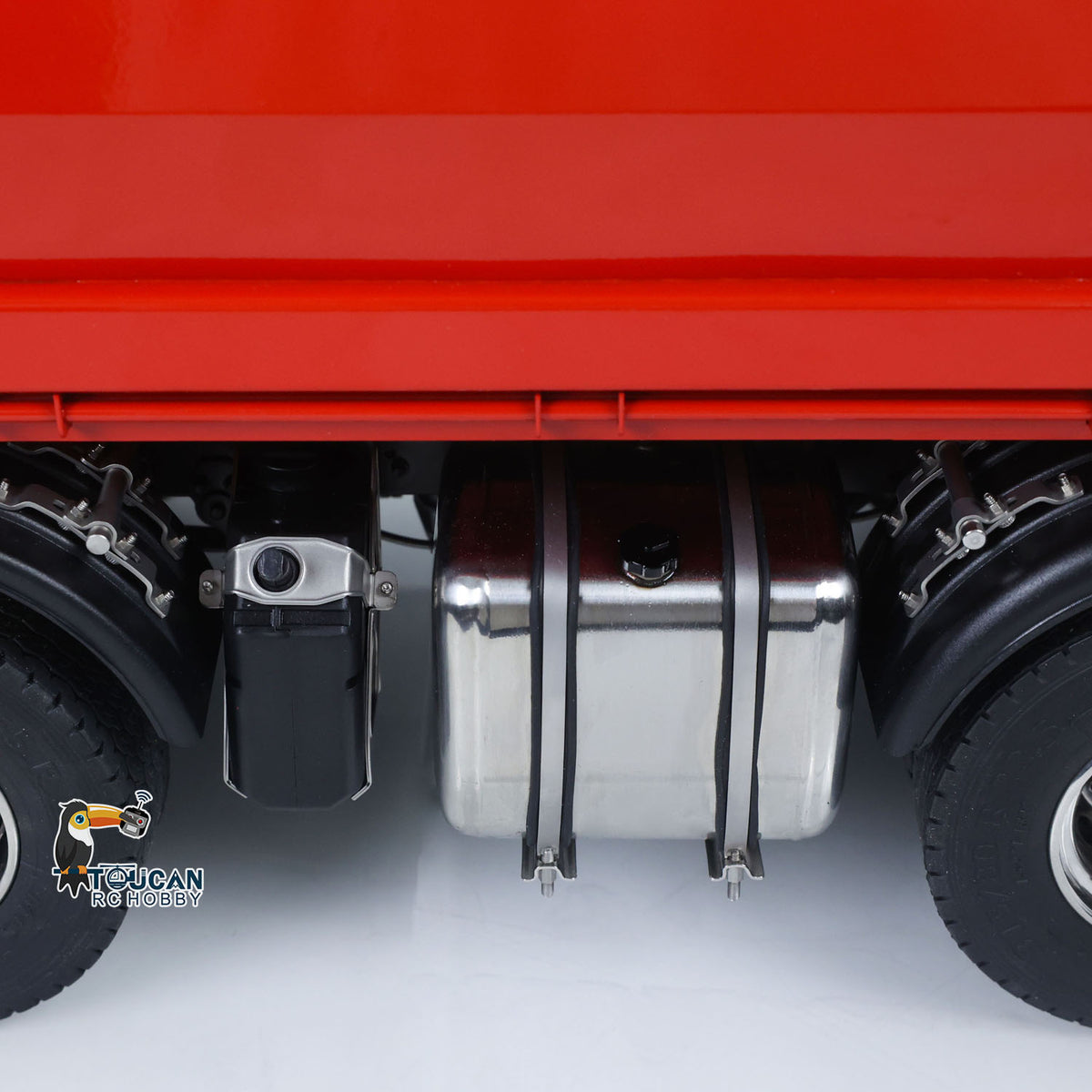 1/14 8x8 RC Hydraulic Dump Truck Metal Radio Control Tipper Vehicle